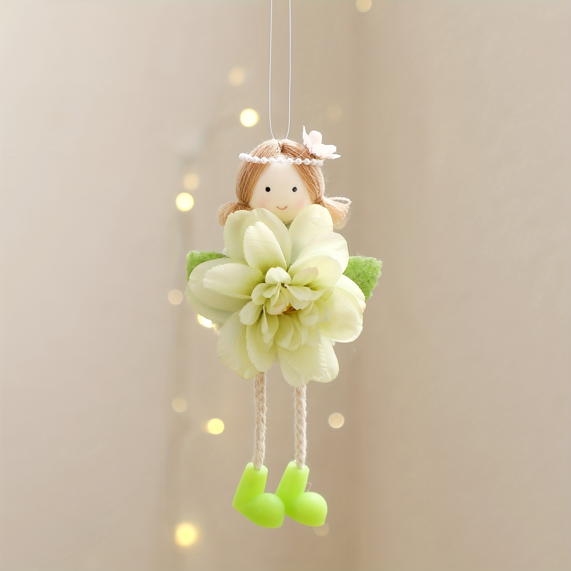 Large Flower Girl Pendant Keychain